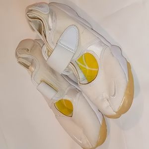 Nike Rare 2005 Air Rift Split Toe Water Sneakers